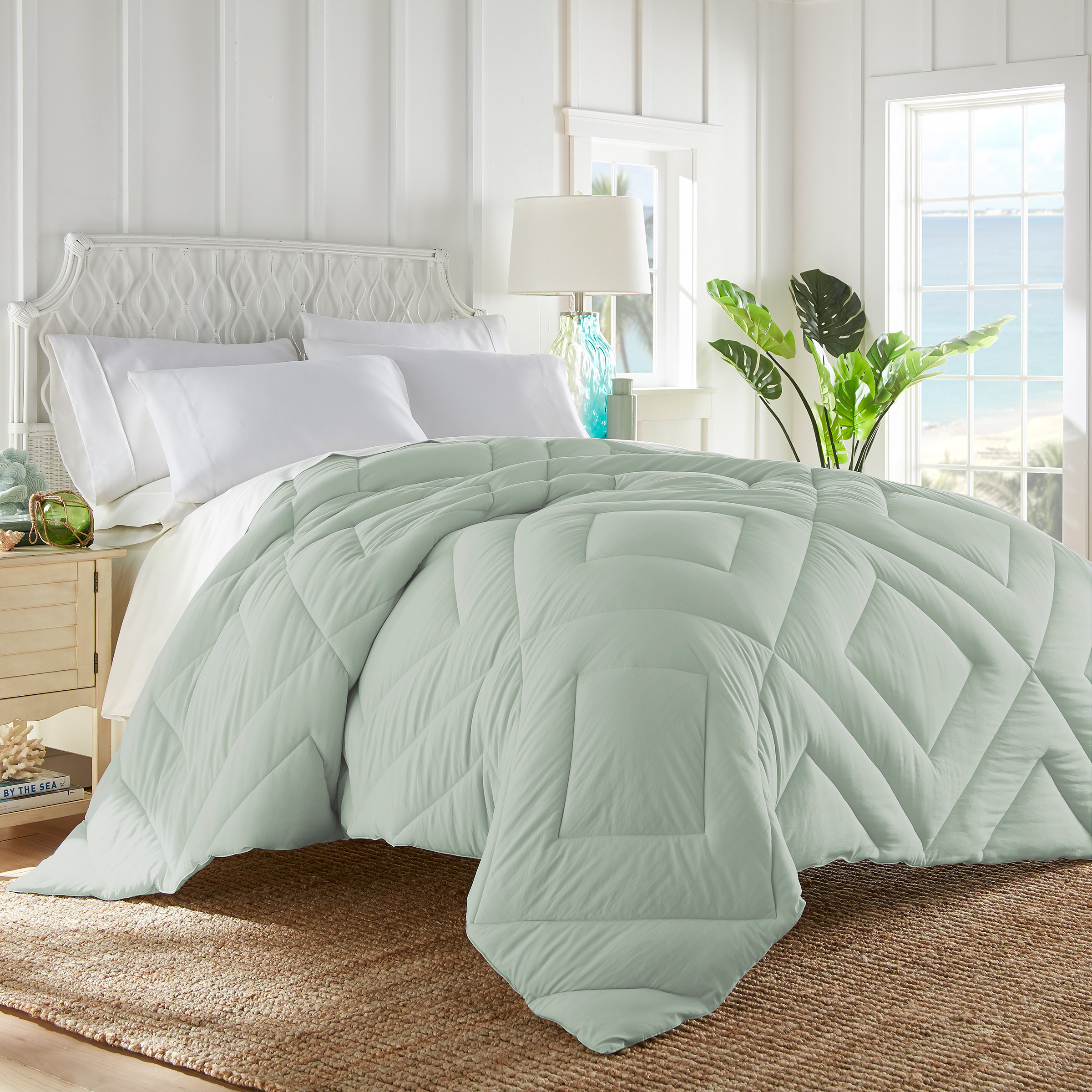 Tommy Bahama Butter Soft Down Alternative Comforter