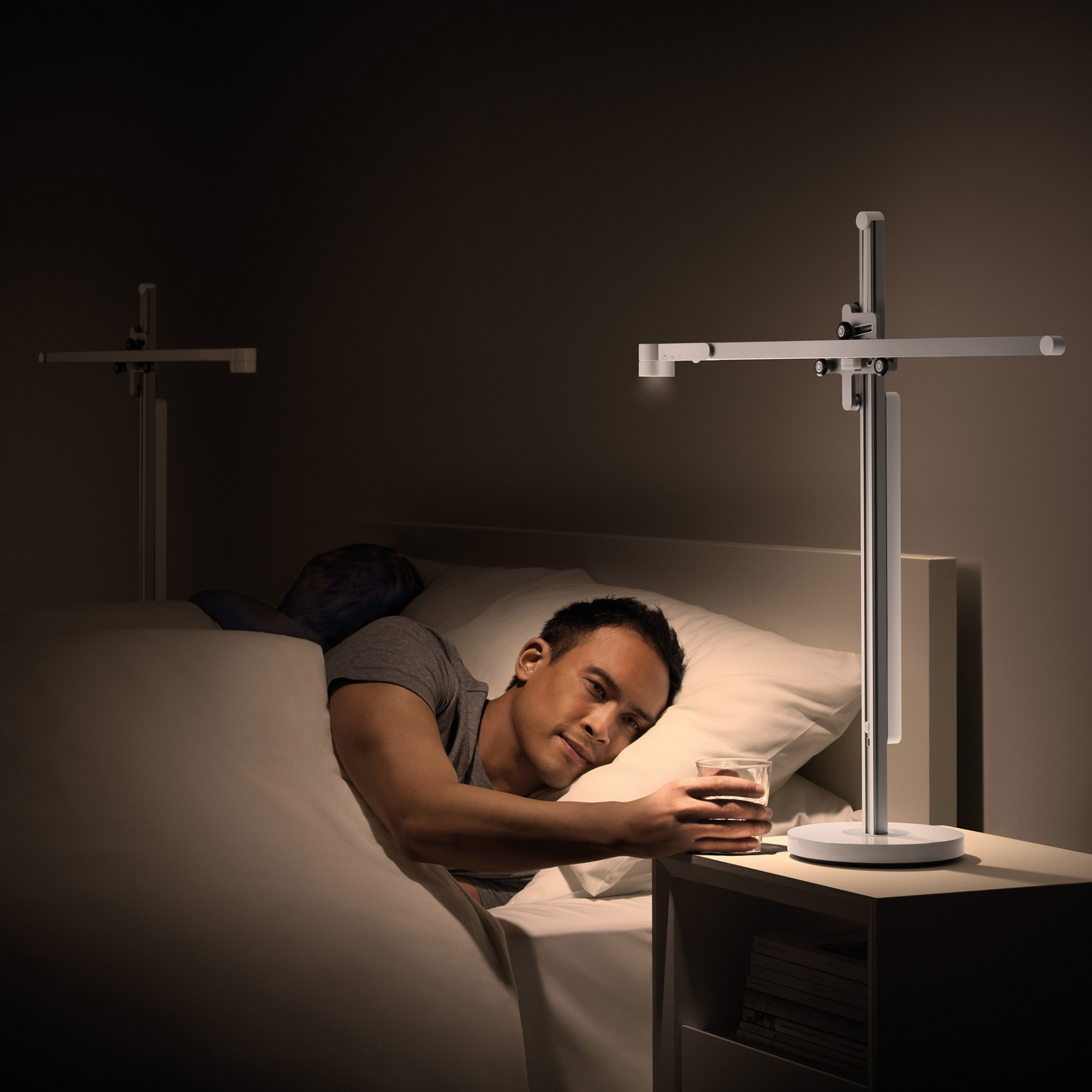 Dyson Lightcycle タスクライト CD05 Dyson Solarcycle™デスクライト ホワイト／シルバー (CD05WS) | 照明