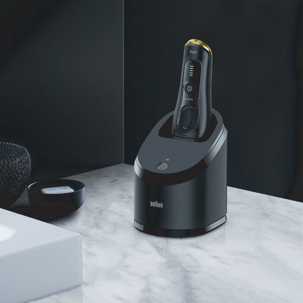 Braun Series 9 Sport + Electric Shaver with Clean and Charge Braun Series 9 Sport + Electric Shaver with Clean and Charge