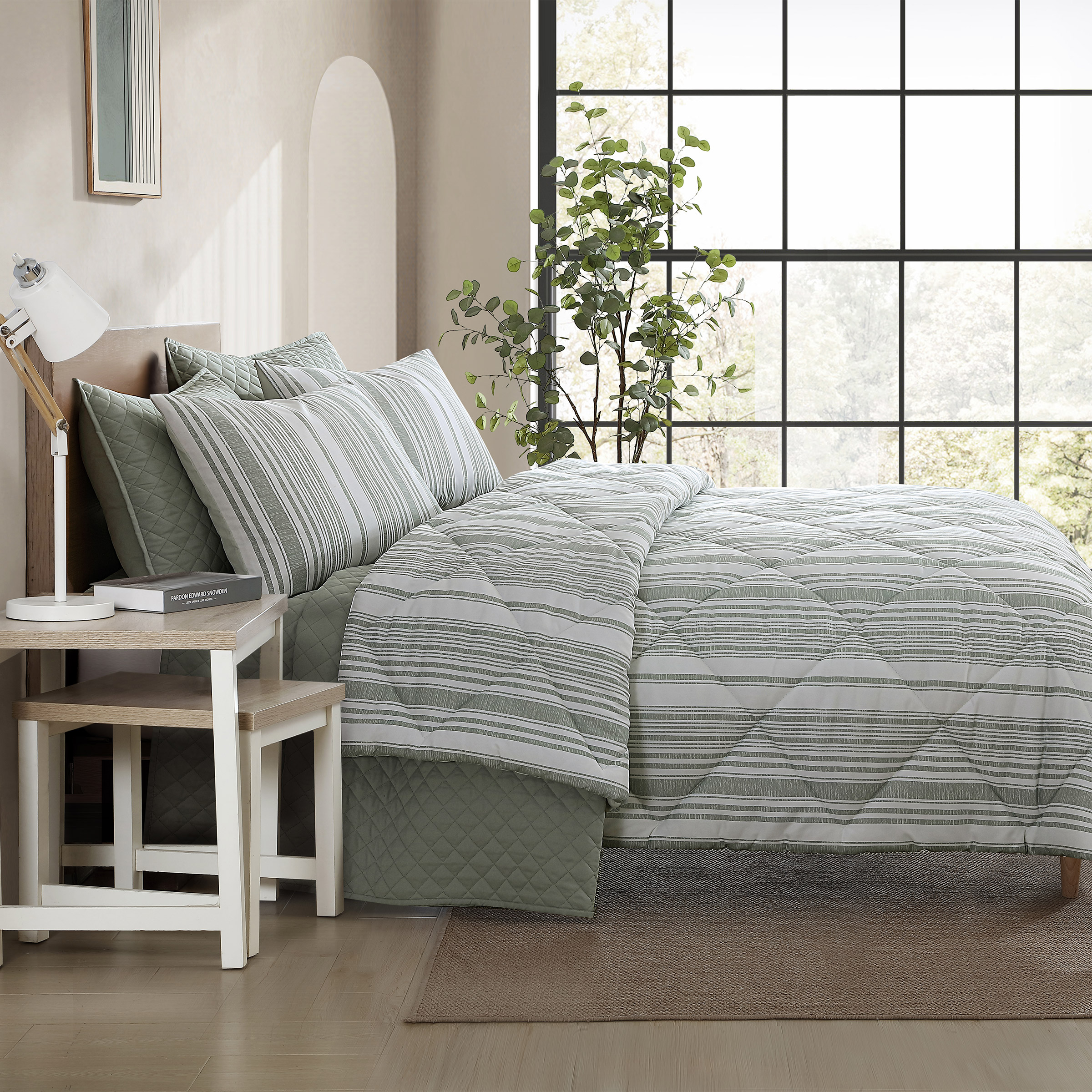 Enlarge Product Preview 3