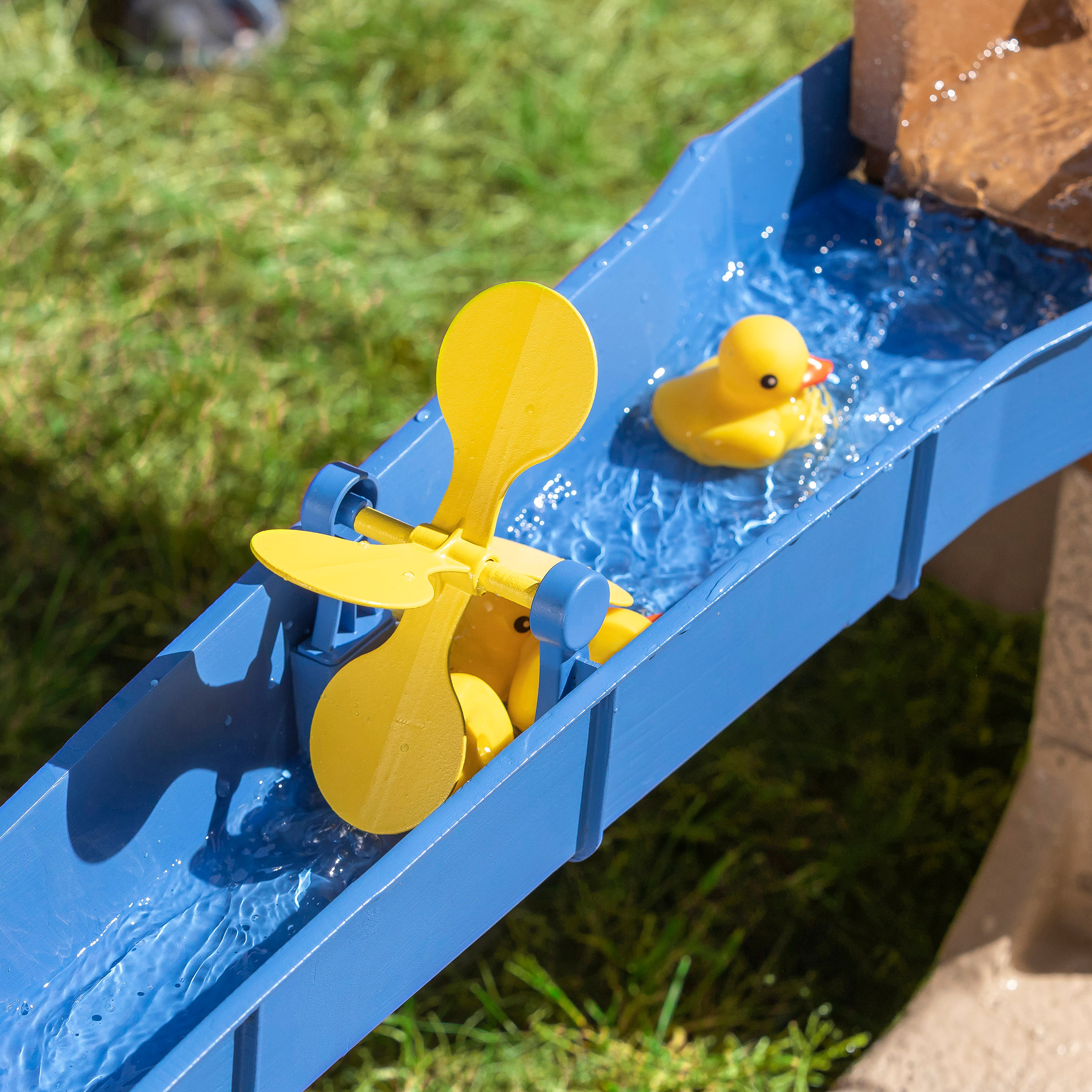 【mkさま】ステップ2 パンプ＆スプラッシュ シェイディ オアシス 水遊び Amazon.com: Step2 Pump & Splash Shady Oasis, Tan, Blue