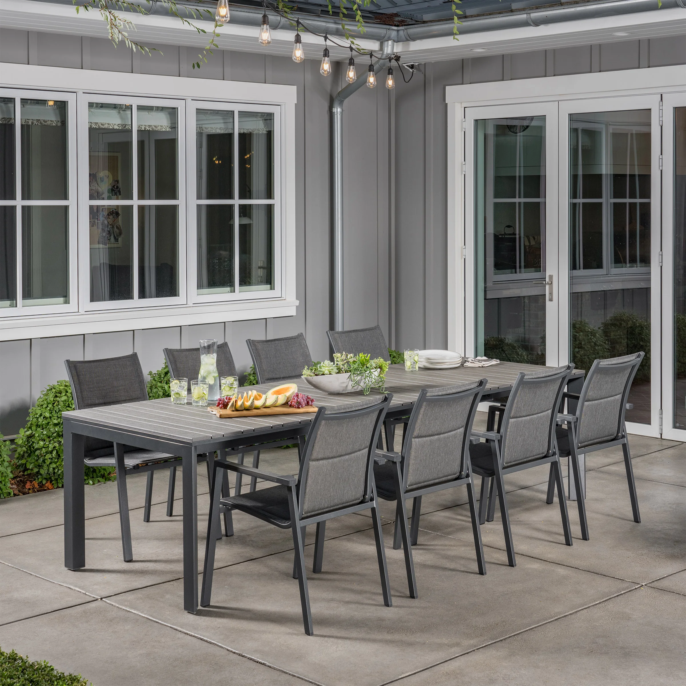 ヴィオテラス 5点セット SunVilla Dark Forest 9-piece Expanding Outdoor Dining Set with