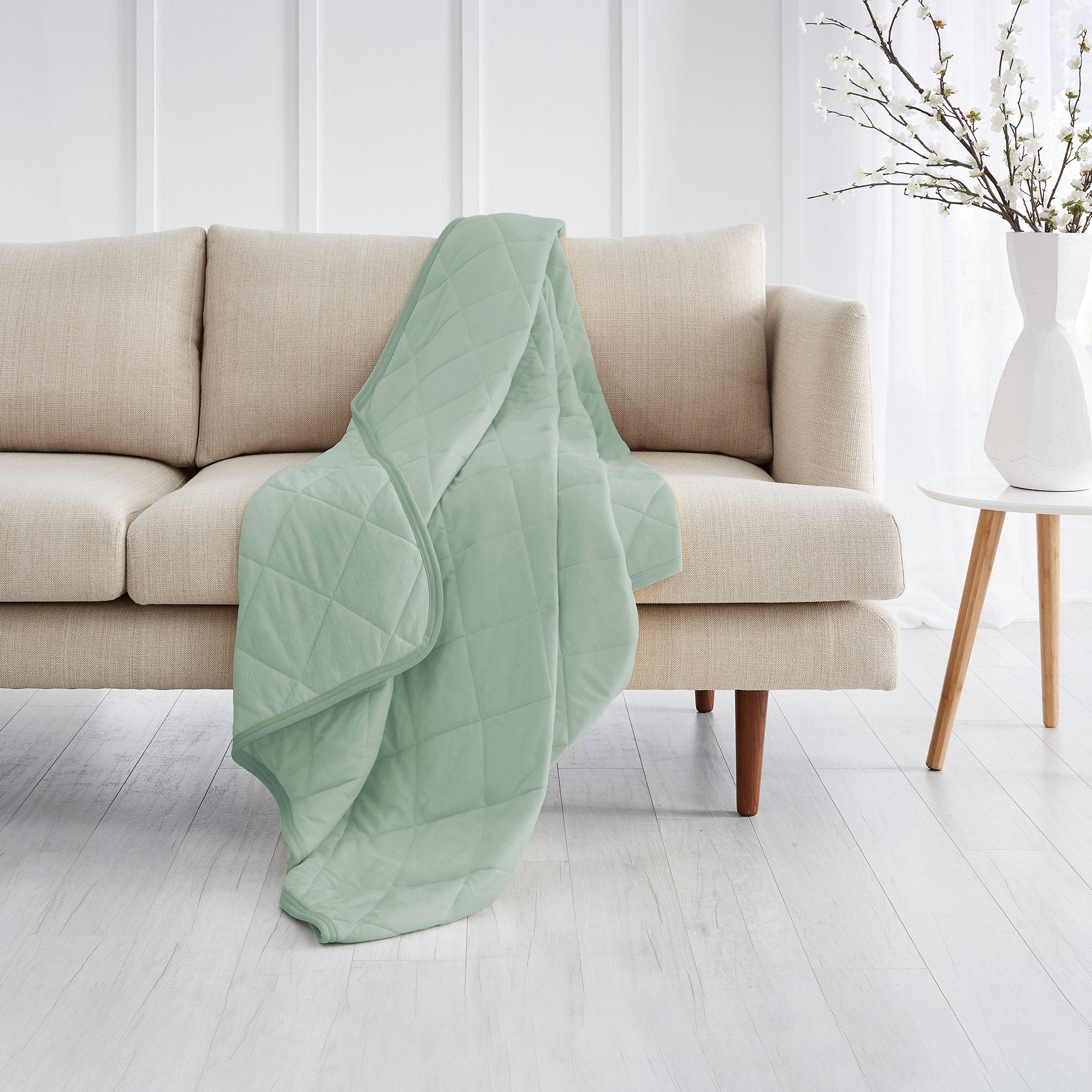 Sutton Place Cooling Throw | Costco