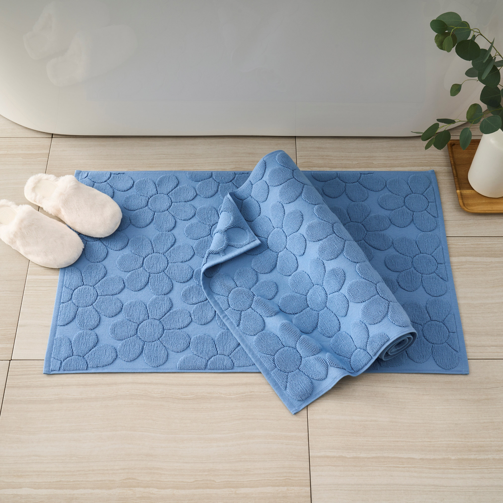 Charisma Daisy Tub Mat, 2-pack | Costco