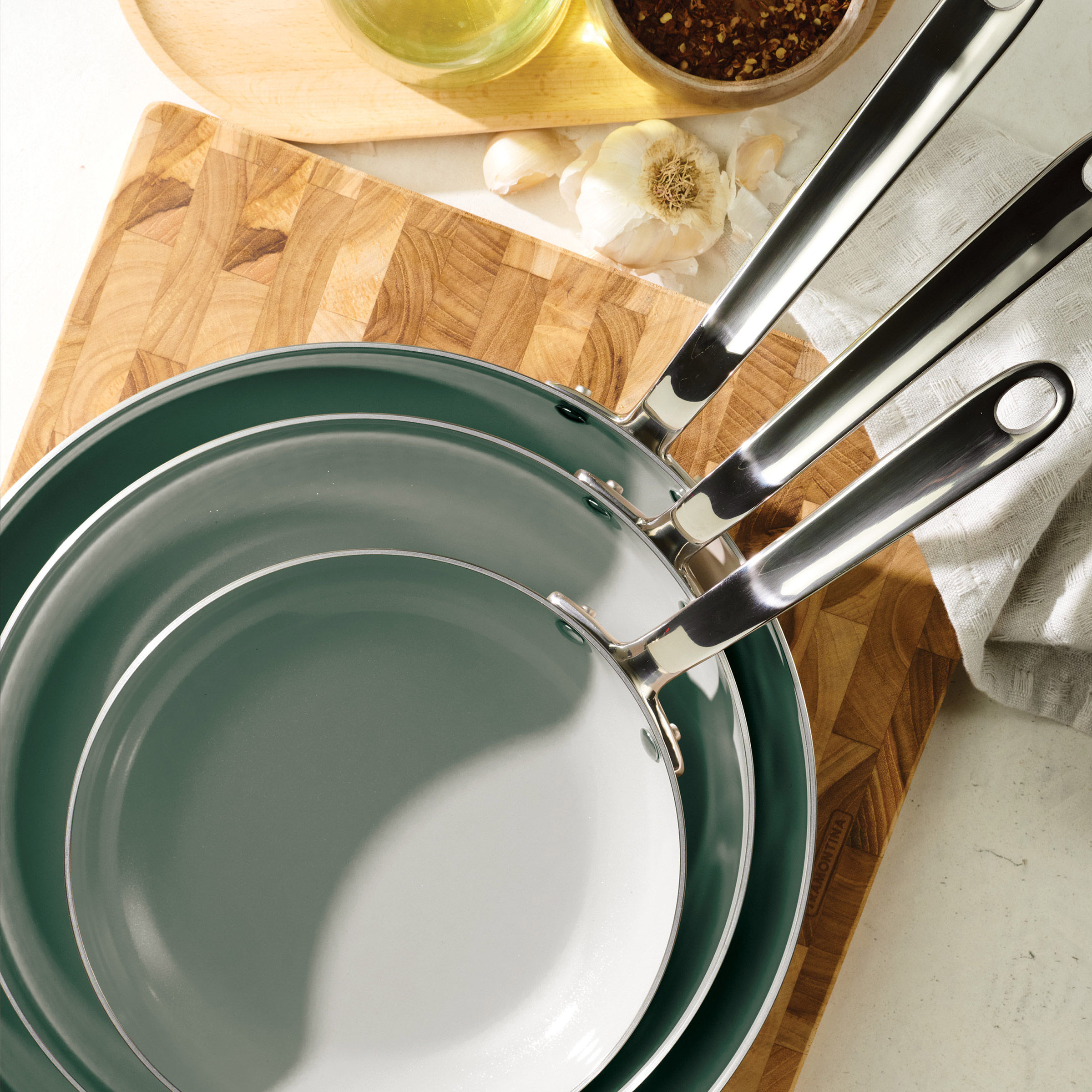 Tramontina Tri-Ply Clad Fry Pan - Thumbnail 3