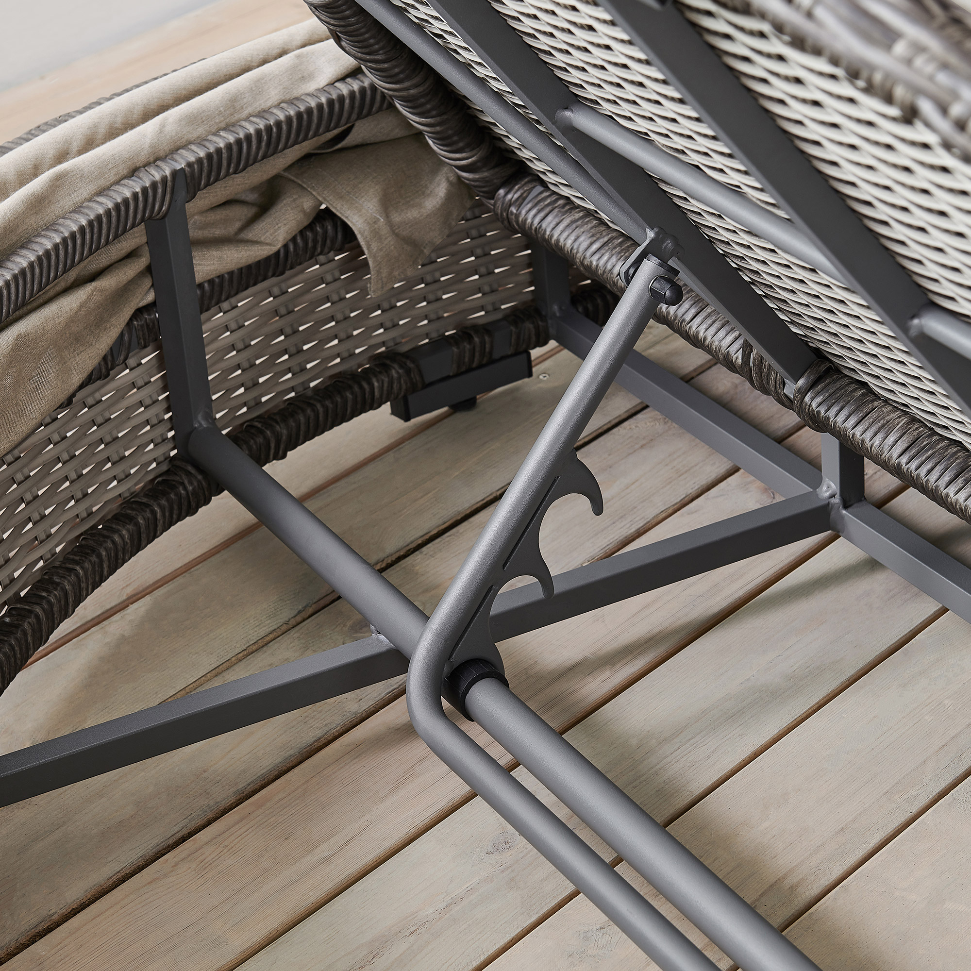 Enlarge Product Preview 5