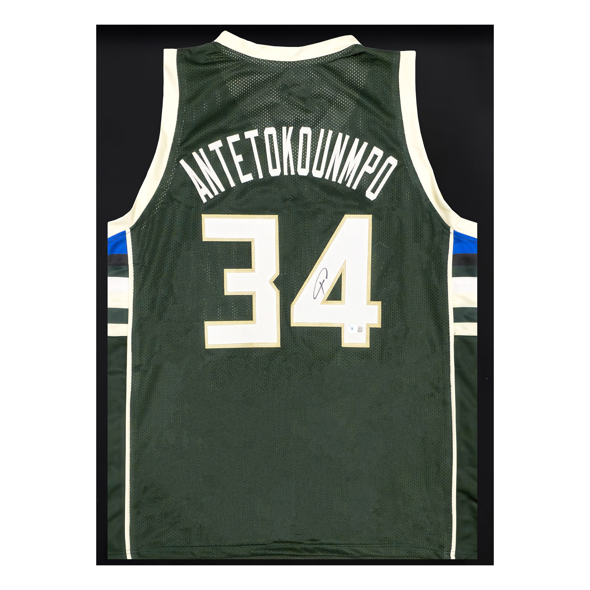 Enlarge Product Preview 2 Successfully Enriched by automation Job.