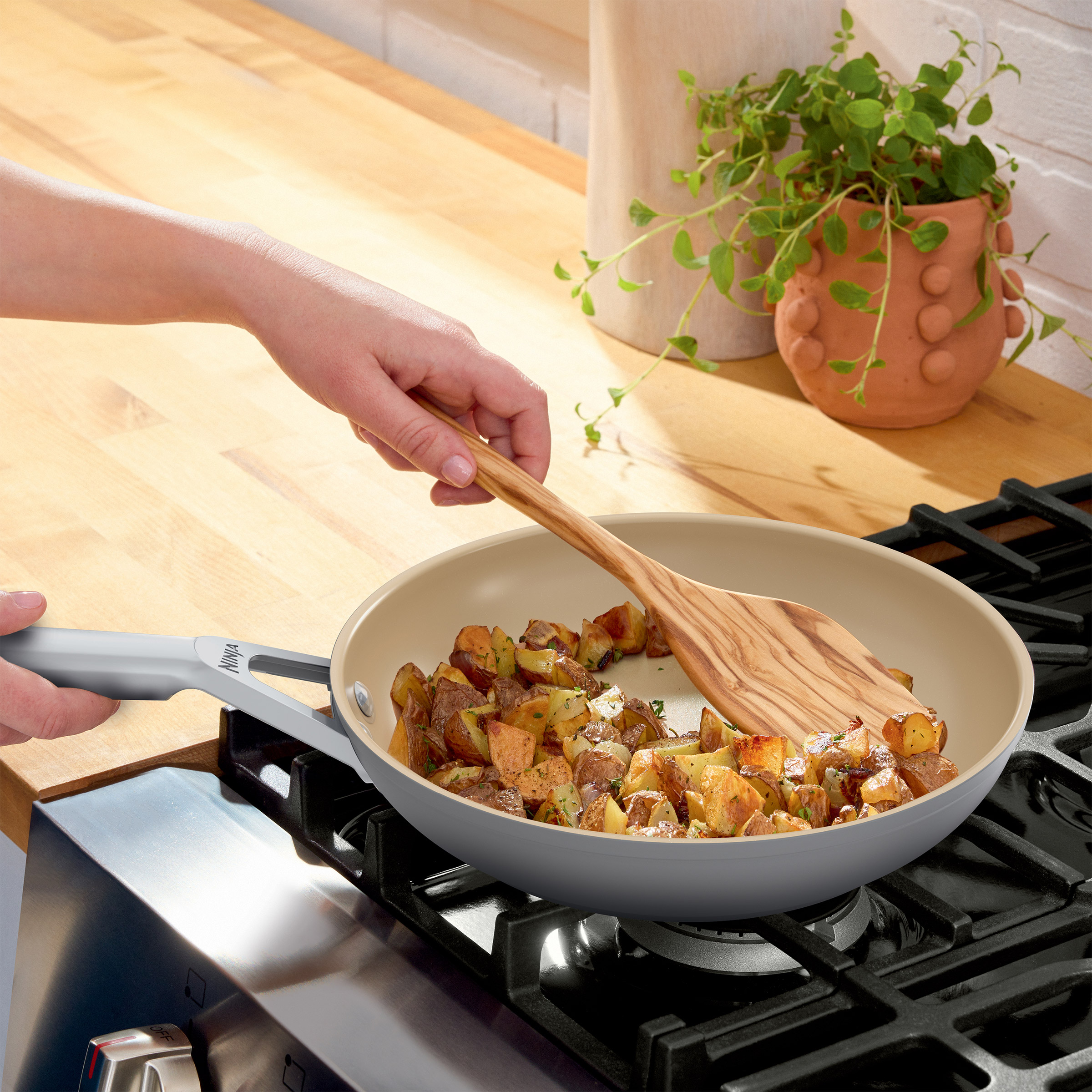 Enlarge Product Preview 4