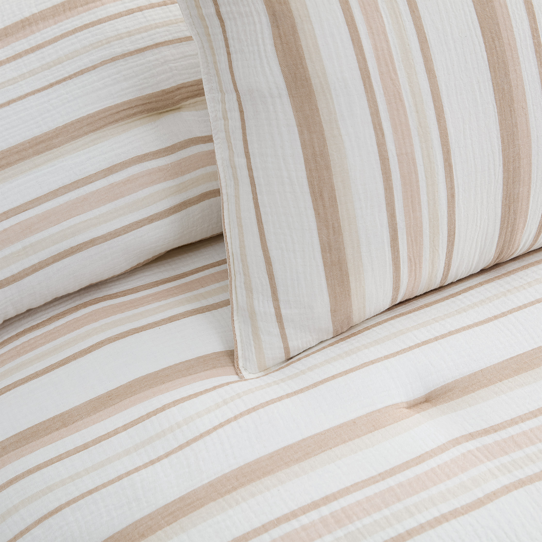 Enlarge Product Preview 3 Successfully Enriched by automation Job.