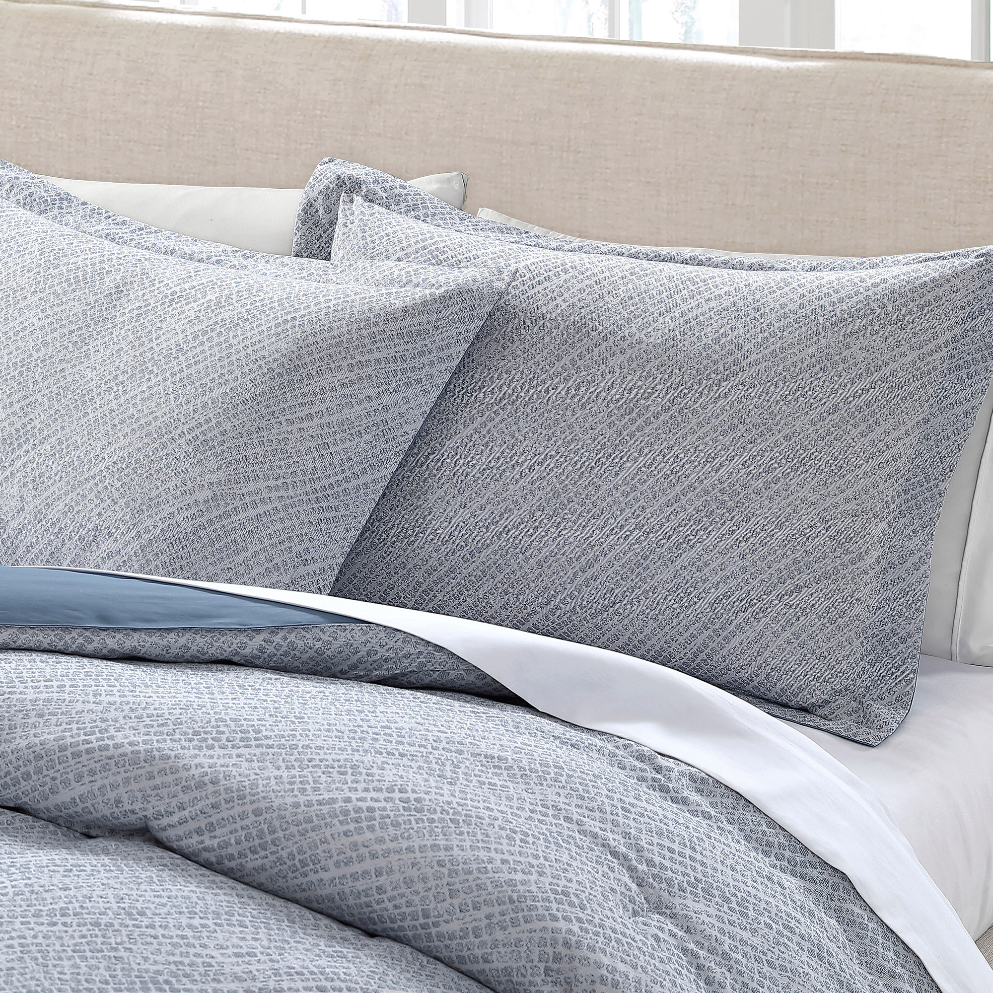 Enlarge Product Preview 2