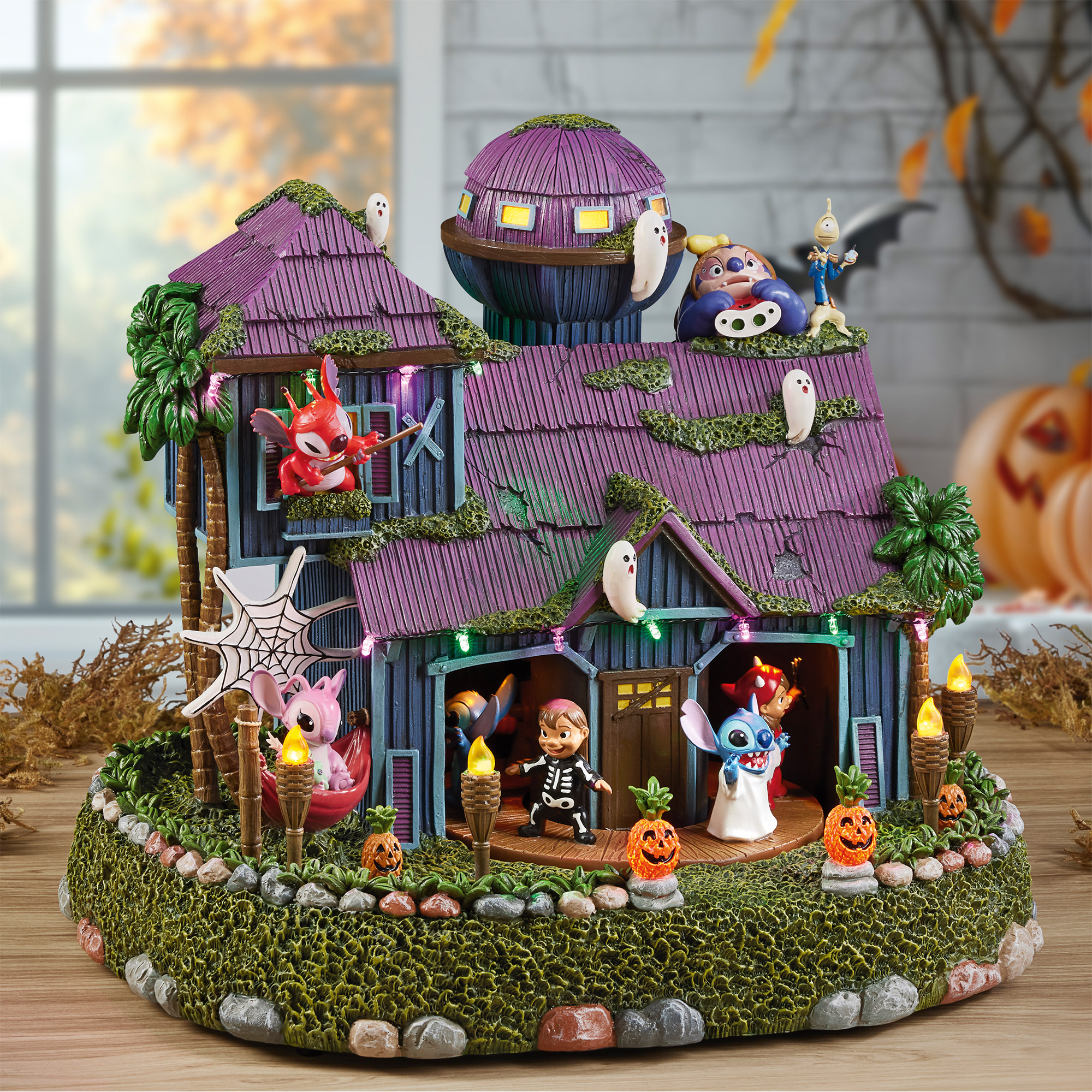 極美品　ディズニー♪Animated Holiday House ♪Costco Disney Animated Holiday House with Lights and Music | Costco